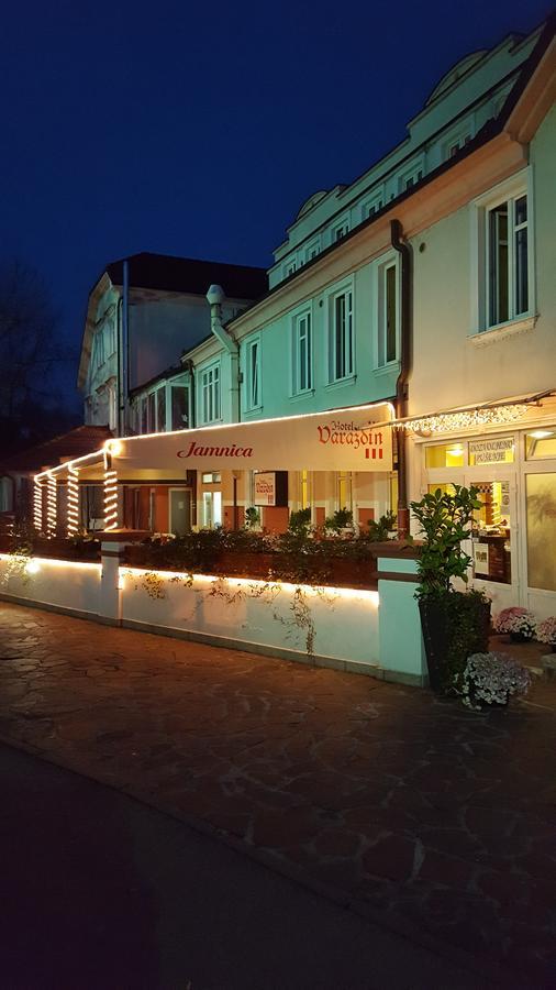 Hotel Varazdin Exterior photo